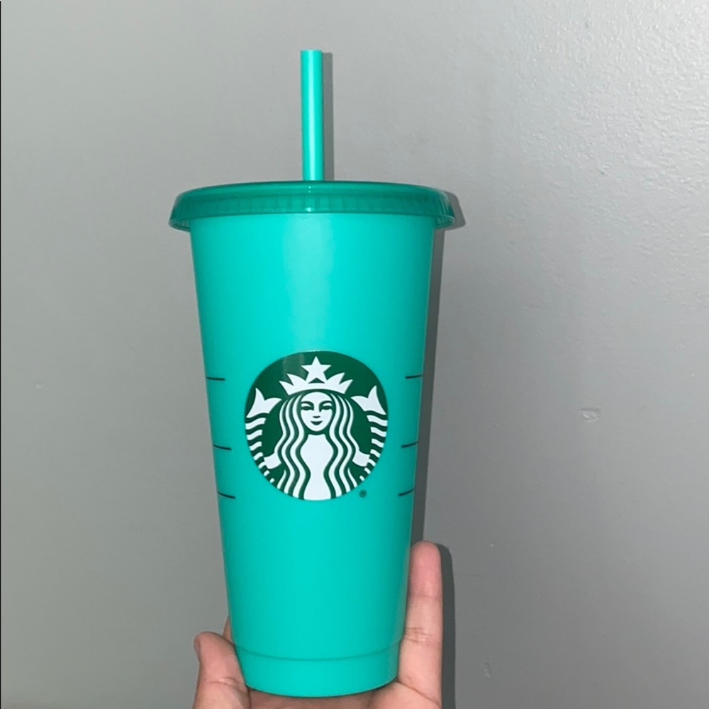 Starbucks Color Changing Reusable Cold Cups 💚‼️